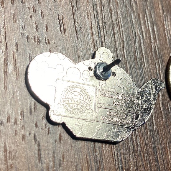 Disney Park Mickey Mouse Chaser Silver Tea Pot Hidden Mickey 5 of 5 pin - Picture 4 of 4